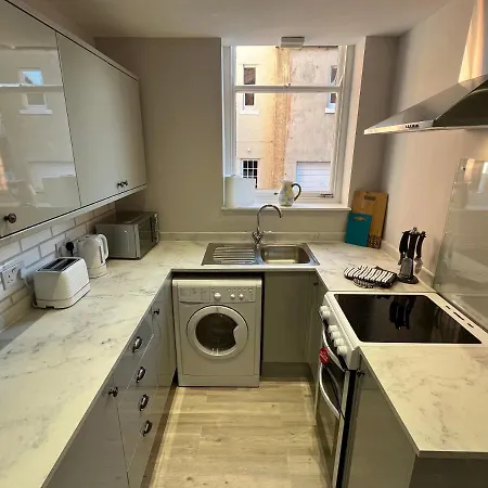 Red Gables - Ground Floor Daire