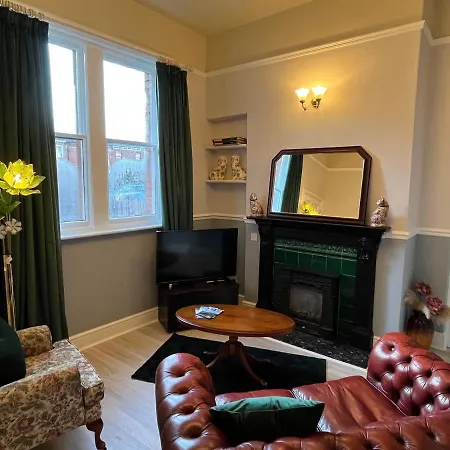 Apartment Red Gables - Ground Floor